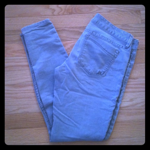 Gray skinny jeans