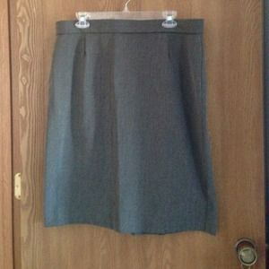 Grey skirt