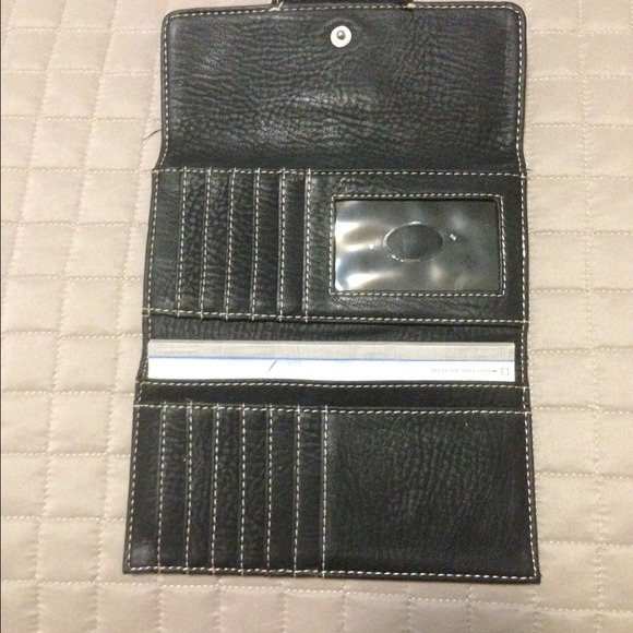 Guess wallet - Picture 3 of 3