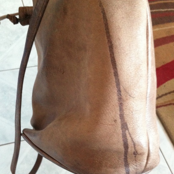 SOLD!!! G.H. Bass & Co. Drawstring Leather Bag - Picture 4 of 4