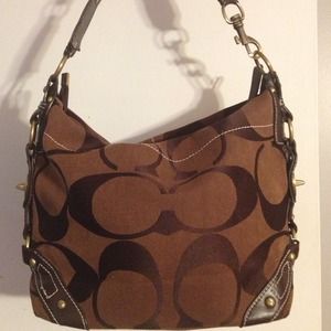 Non authentic brown signature coach bag