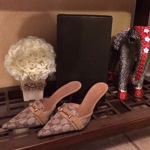 Authentic Gucci sandals