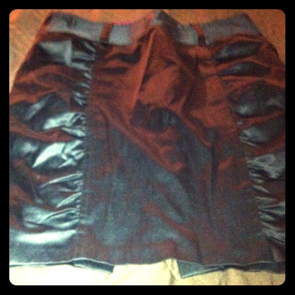 Black skirt