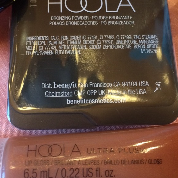 ♦️‼️SOLD‼️♦️5 piece Benefit bundle - Picture 2 of 4