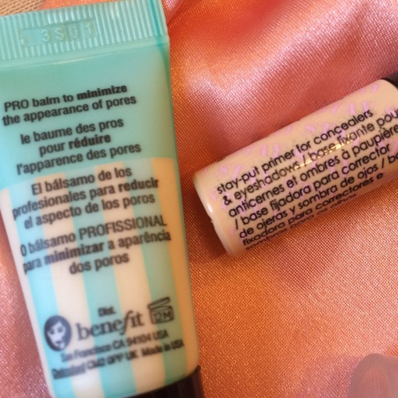 ♦️‼️SOLD‼️♦️5 piece Benefit bundle - Picture 3 of 4