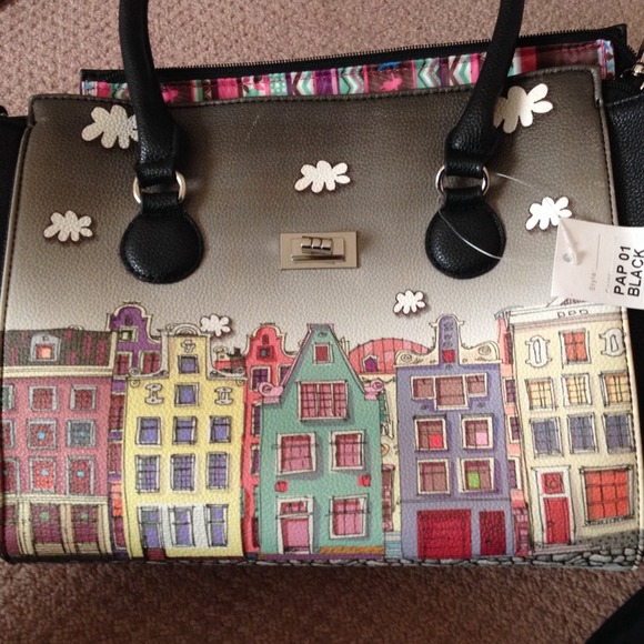 Cityscape Tote Bag - Picture 2 of 4