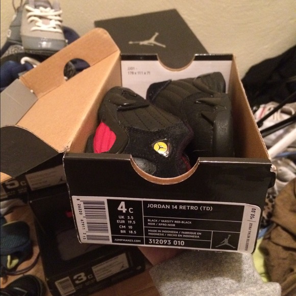 Retro 14 like new with box