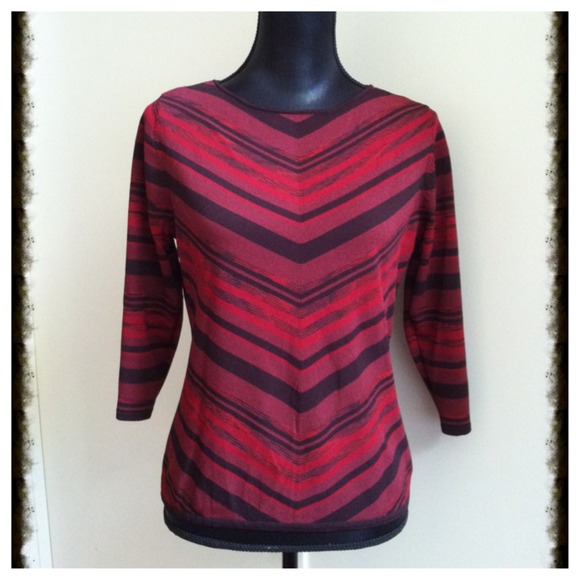 SOLD in a bundle - 3 for $10 Black & Red Top