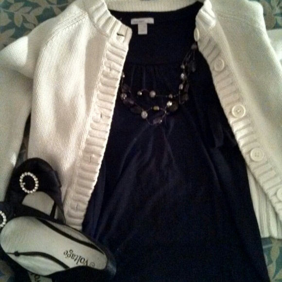 Old navy black casual top