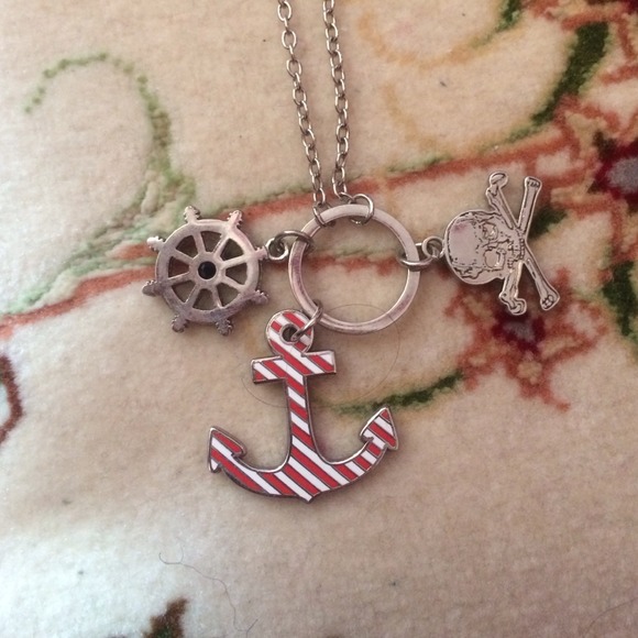 Like New Loungefly Anchor and skull necklace