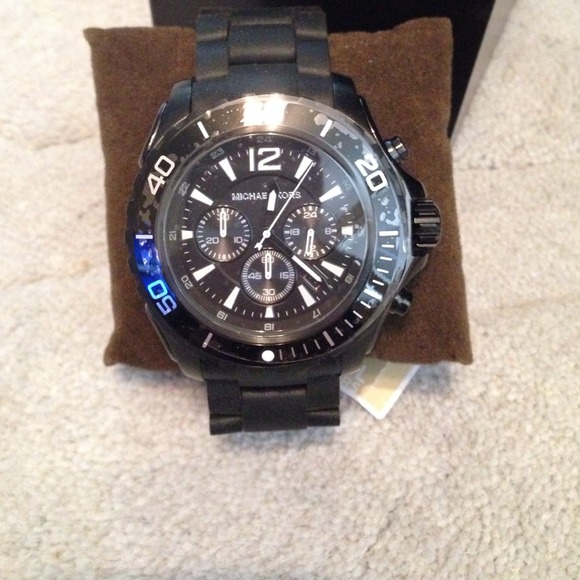 NWT Michael Kors Drake