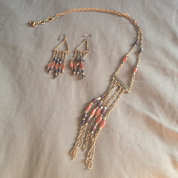 Necklace and earrings