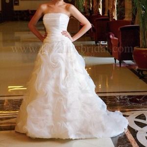 Jasmine Bridal white wedding gown  - Sample Sale