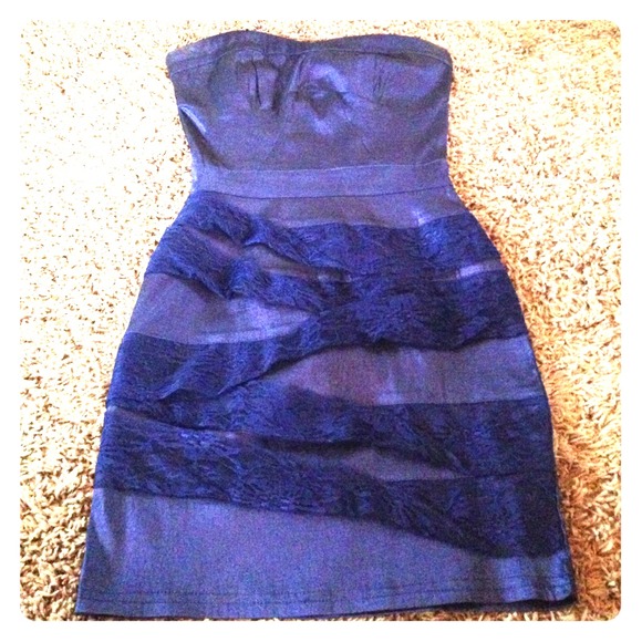Blue cocktail dress with lace. Simple, and sexy!