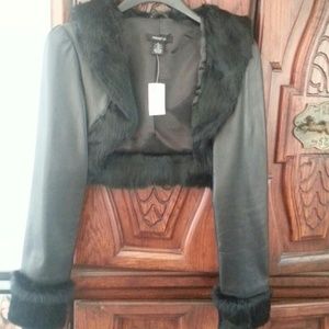 ArdenB. Crop 100%leather and100% fur jacket