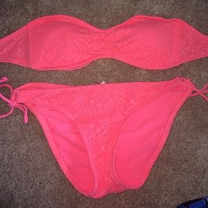 Hot pink strapless bikini never worn