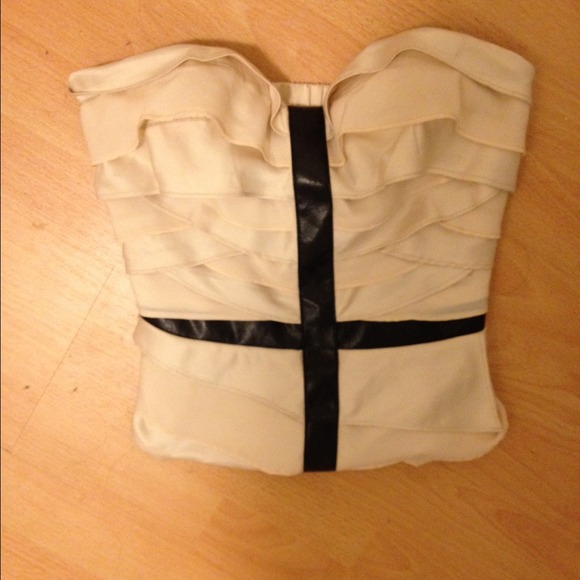 ❤️REDUCED❤️Cream and black BEBE bustier
