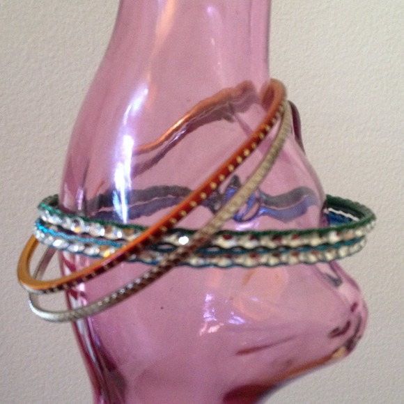 Funky bangles - Picture 2 of 2