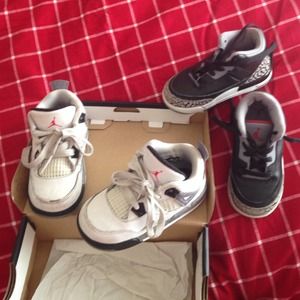 Toddler Jordan Retros sz 7.