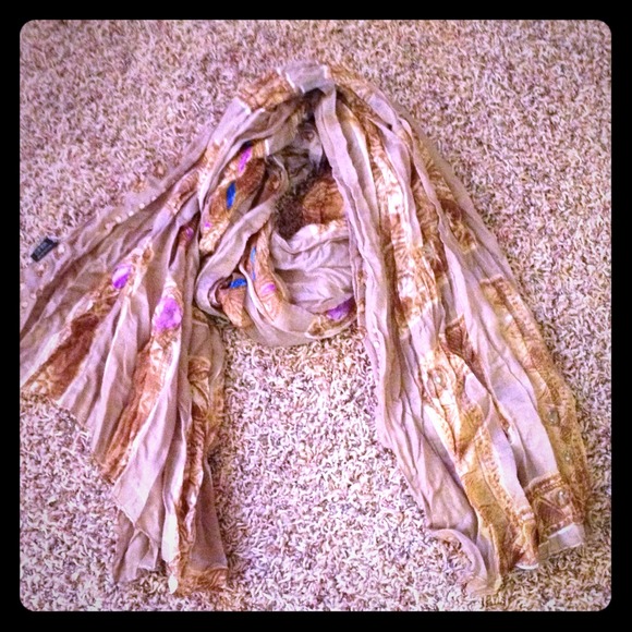 ⛔️ No longer available: Tan Jeweled Scarf ⛔️