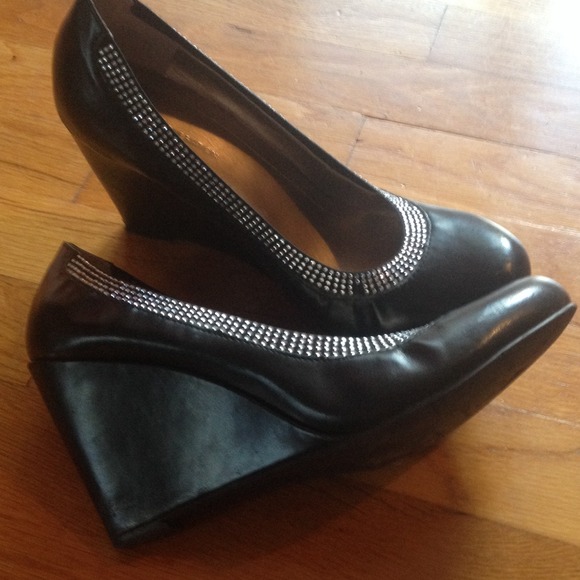 black sparkle wedges - Picture 2 of 3