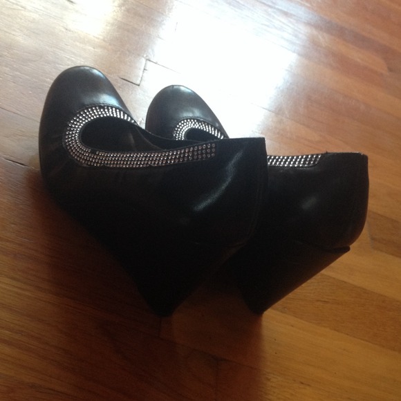 black sparkle wedges - Picture 3 of 3