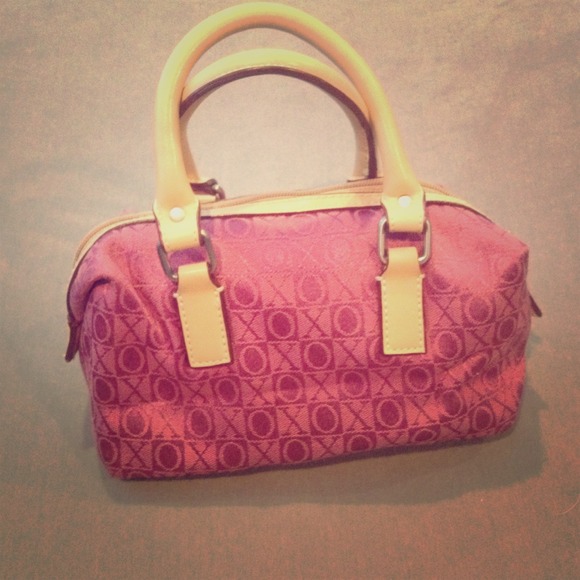 XOXO small pink purse