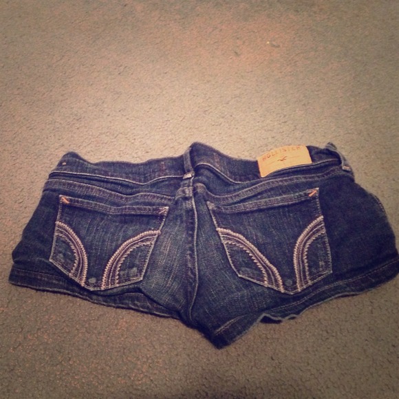 HOLLISTER SHORTS