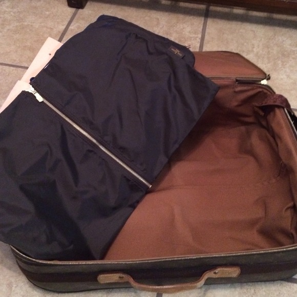 SOLD!! Authentic Louis Vuitton suitcase - Picture 4 of 4