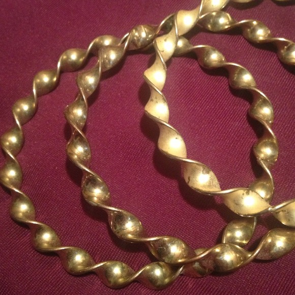 Gold bangles - Picture 2 of 2