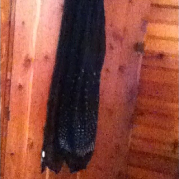 Scarf - Picture 2 of 2