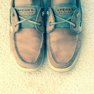 TAN SPERRY'S