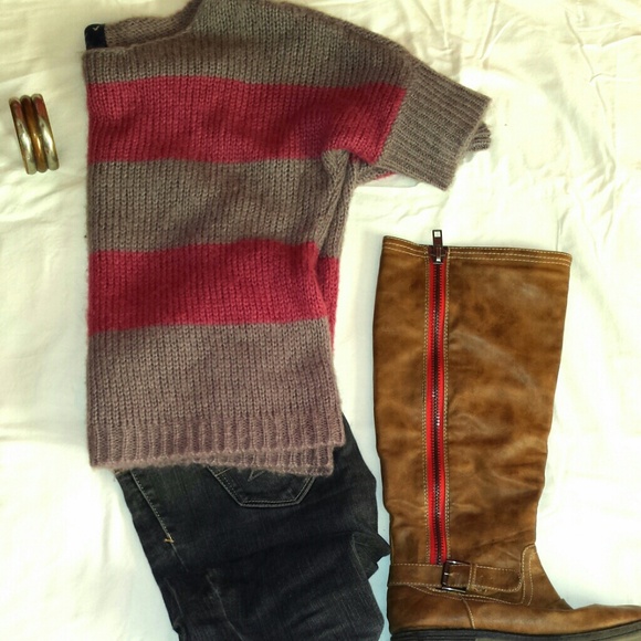 American eagle batwing crop sweater