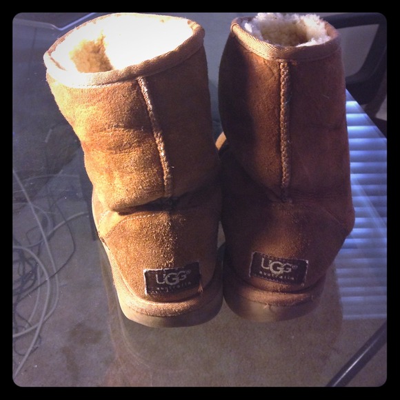 ✂Pricecut✂Chestnut Ugg Classic Short boots!
