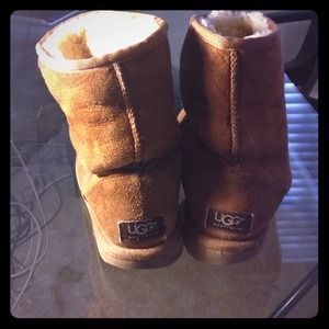 ✂Pricecut✂Chestnut Ugg Classic Short boots!