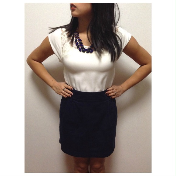 🎉HP🎉Dark blue pencil skirt with pockets