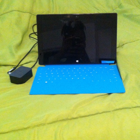 Sold! Windows surface tablet and PC (like new)