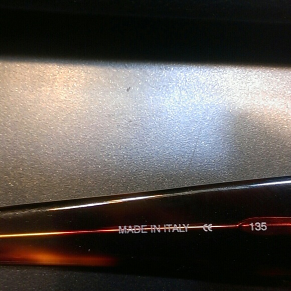 Calvin Klein sunglasses. Made in Italy. - Picture 3 of 4