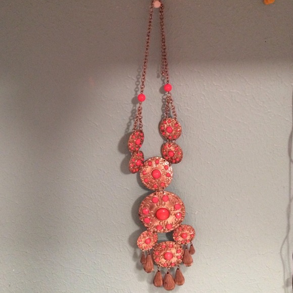 Necklace - Picture 1 of 1