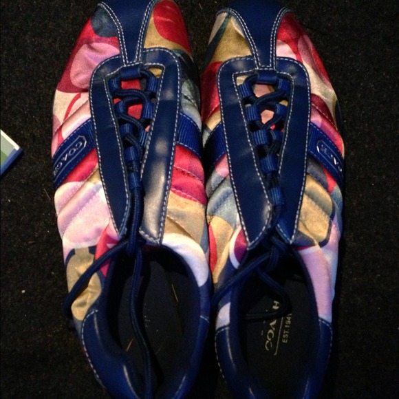 **REDUCED**AUTHENTIC COACH SHOES