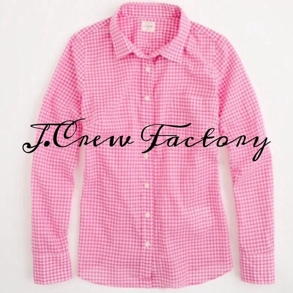 ⛔️SOLD⛔️J. Crew Factory Gingham Button up shirt.