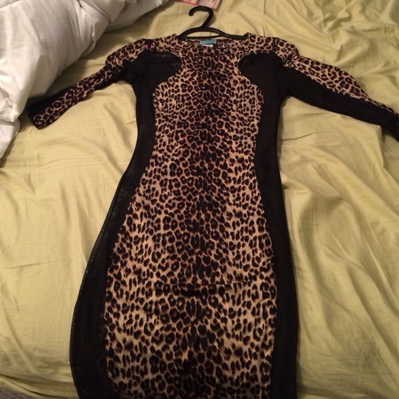 Print dress - Picture 1 of 2