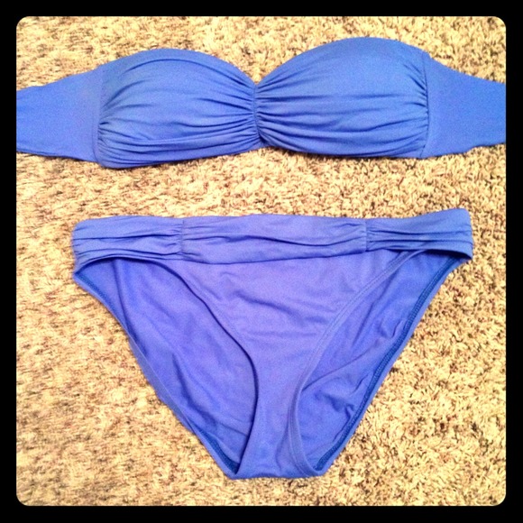 Blue bandeau bikini 🚫hold🚫