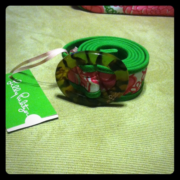 Lilly Pulitzer belt