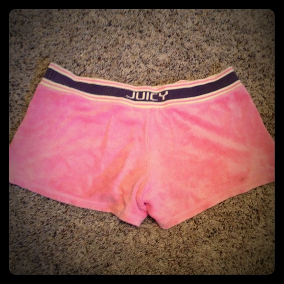 Juicy terry cloth shorts