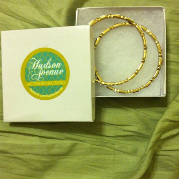 Two Bangles SOLD IN BUNDLE - Picture 2 of 2