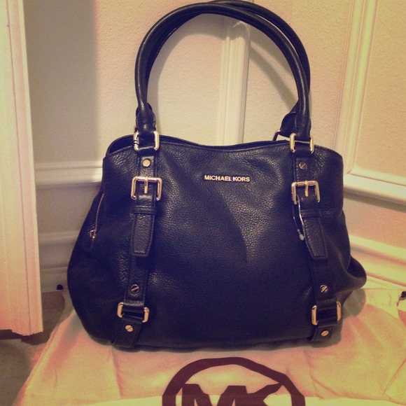 Michael Kors Handbags - Michael Kors Black Handbag