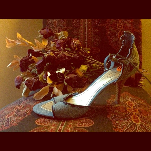 Nine West sexy denim sandals