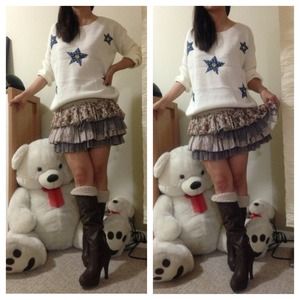 Cute and warm boots.!!