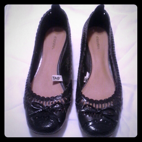 Xhilaration fancy black flats